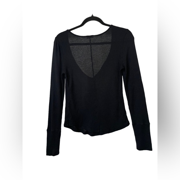 Intimately Free People long sleeve size M. Thermal type great condition - Picture 3 of 6